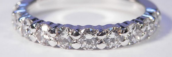Wedding Ring in 18K White Gold