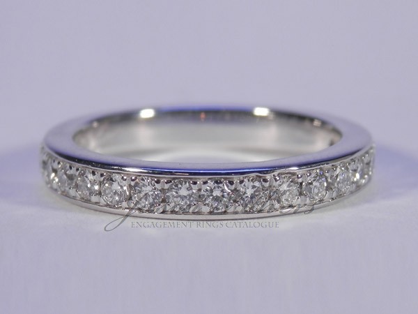Wedding Ring in 18K White Gold Wedding Ring in 18K White Gold