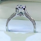 Diamond engagement r...